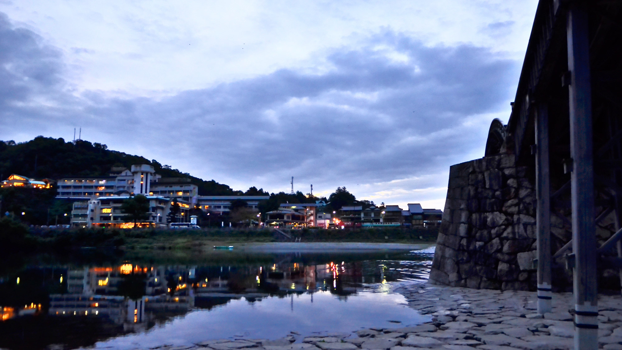 *【錦帯橋】昼間と違った錦帯橋もぜひご覧ください！