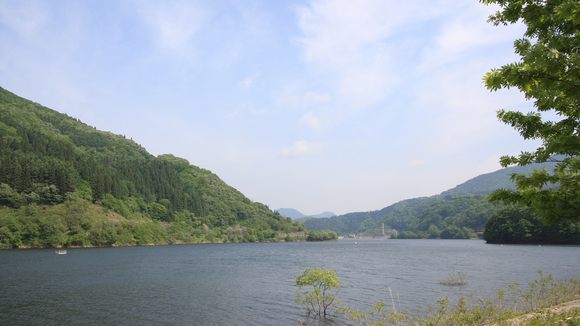 *道の駅「虹の湖」