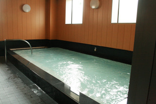 【夏限定】【朝食付き】【ミネラルウォーター無料】12：00チェックアウト☆クチコミ投稿プラン