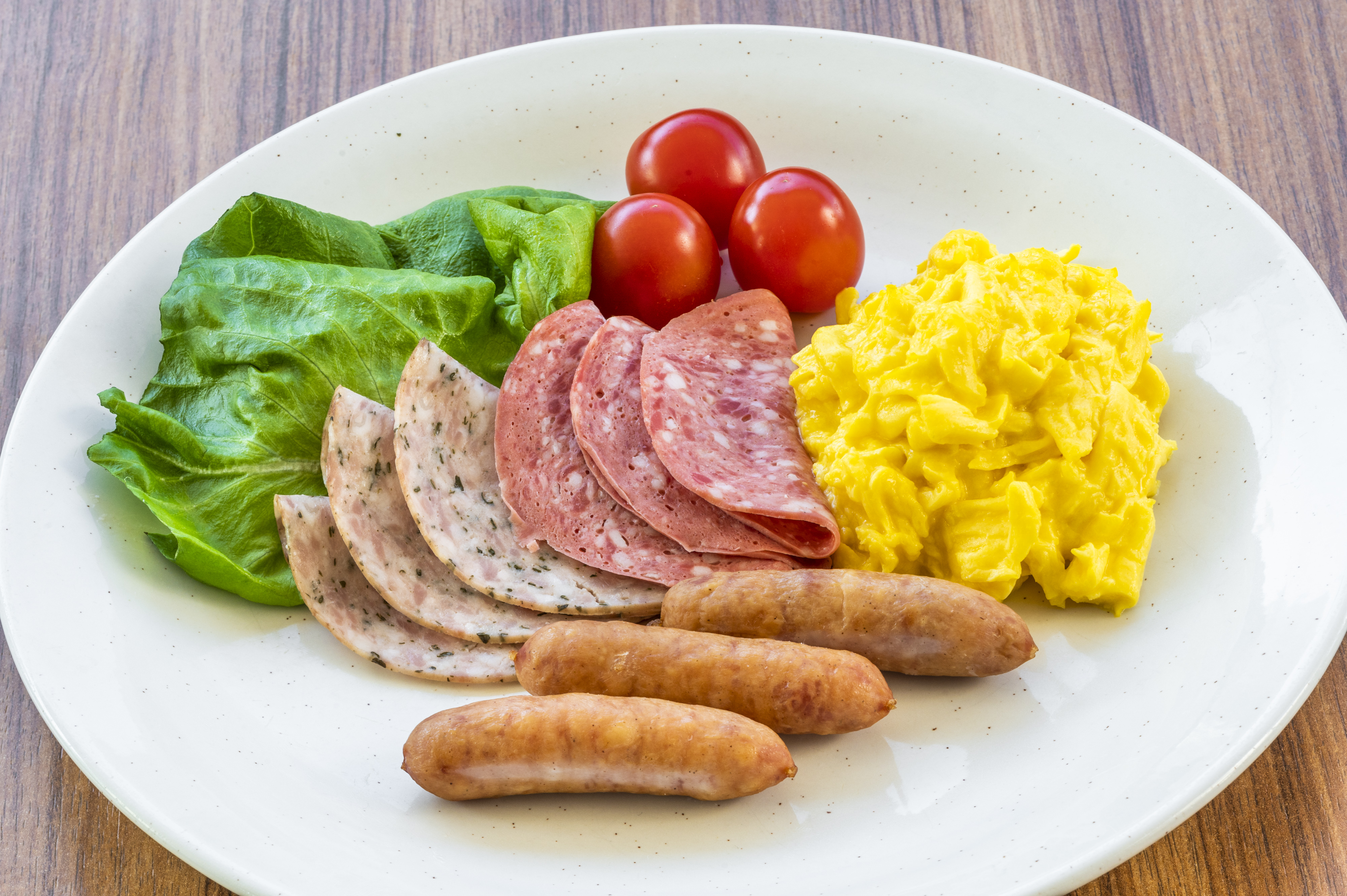 朝食　皿盛り