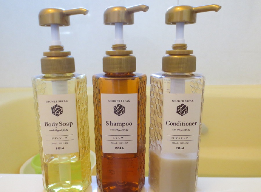 スタンダードシングル、ツイン客室にご用意　ＰＯＬＡ製ローヤルゼリー・オリーブオイル配合のシャンプー類