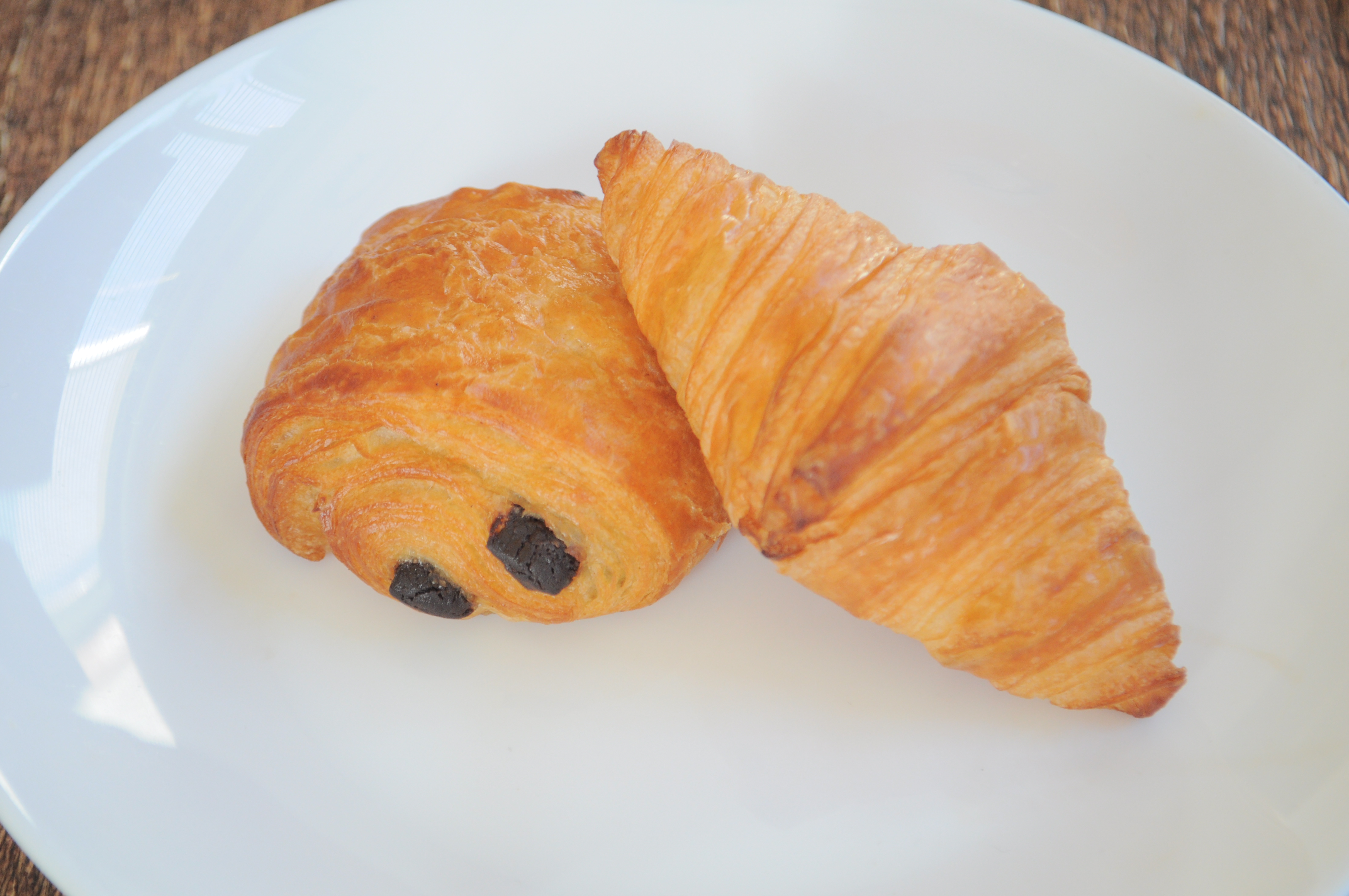 上質「ミニクロワッサン」の販売はじめました。コーヒー好きなら無料エスプレッソコーヒーとともにご賞味を