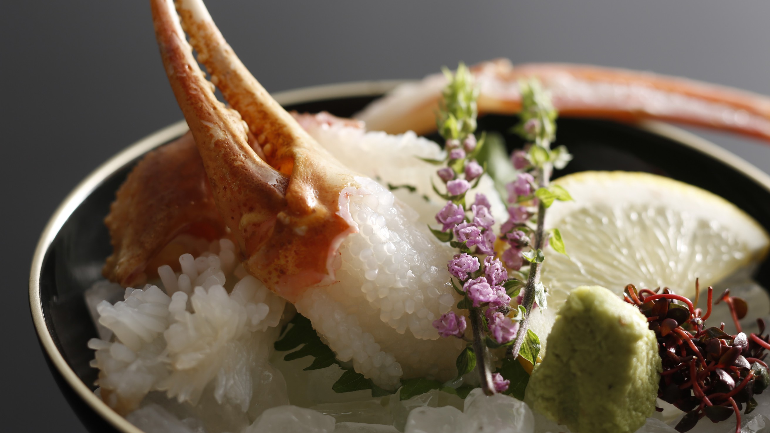 【冬・活ガニ】約700g級「松葉ガニ」◆タグ付きブランドガニで冬の味覚を堪能！