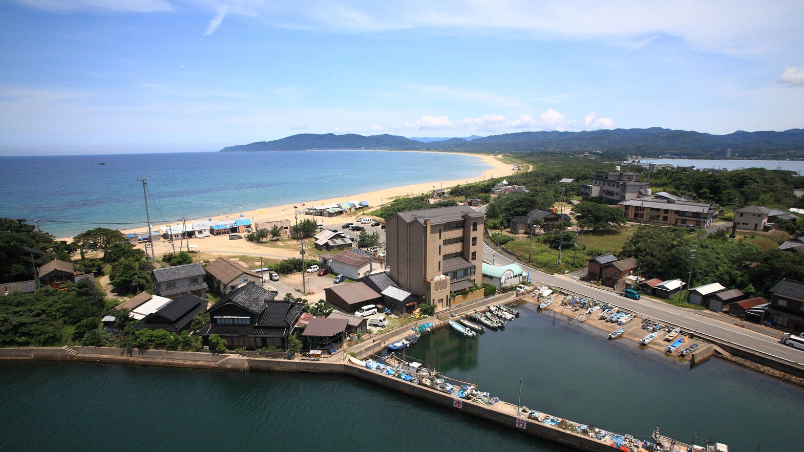 【春・夏・秋・少量美味御膳】地産地消！鮮度抜群の久美浜産朝獲れ鮮魚を中心にカニや肉を少しづつ