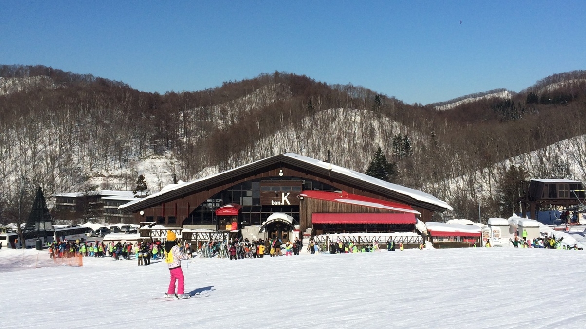 さっぽろばんけいスキー場　リフト券付(4時間)ランチ付+フルレンタルセット宿泊プラン｜素泊まり