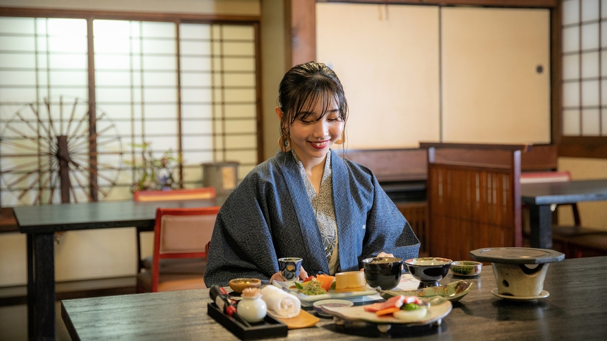 季節感を大切にしたお料理でおもてなしいたします