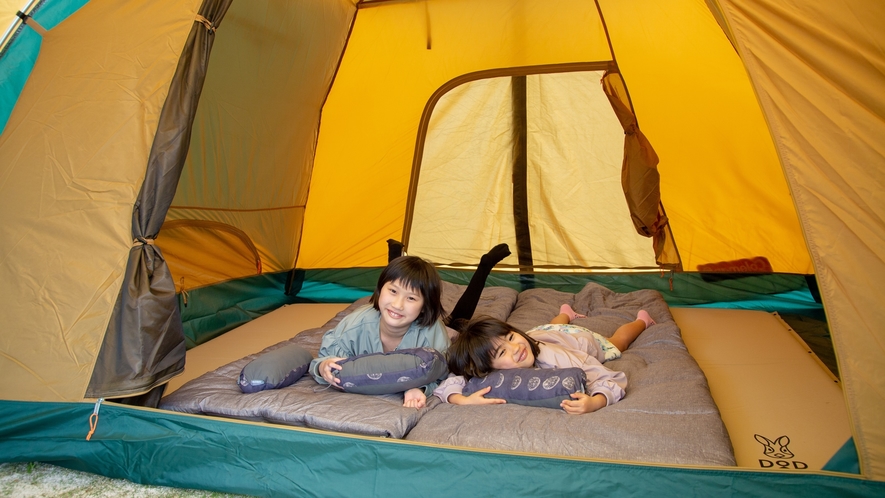 *【デカデカオートキャンプ】大型テントが張れるからのびのび寝転がれて快適ですね♪