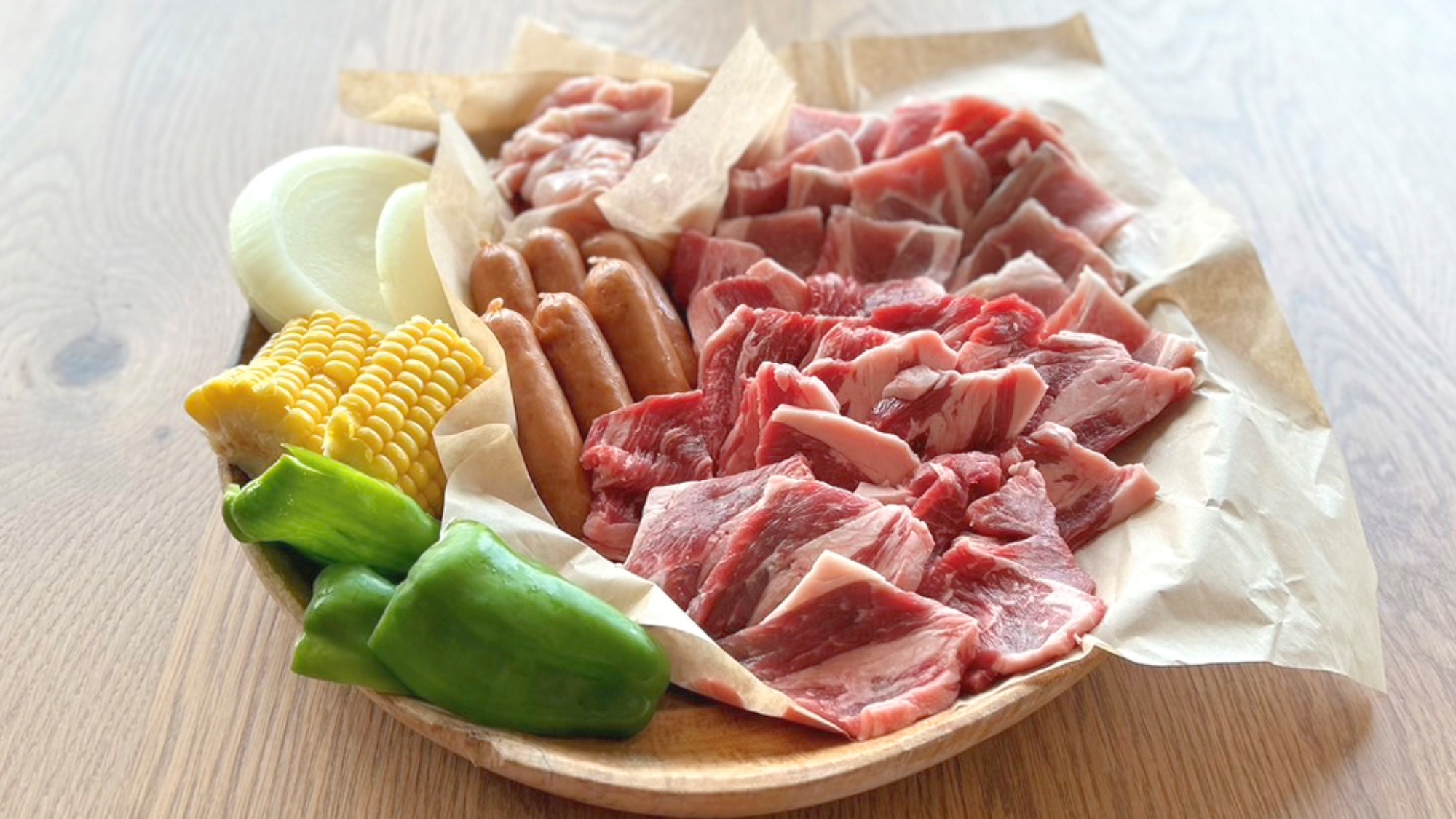 【BBQ】学生プラン用セット！お肉は一人あたり300gのボリュームで食べ盛りも大満足！？