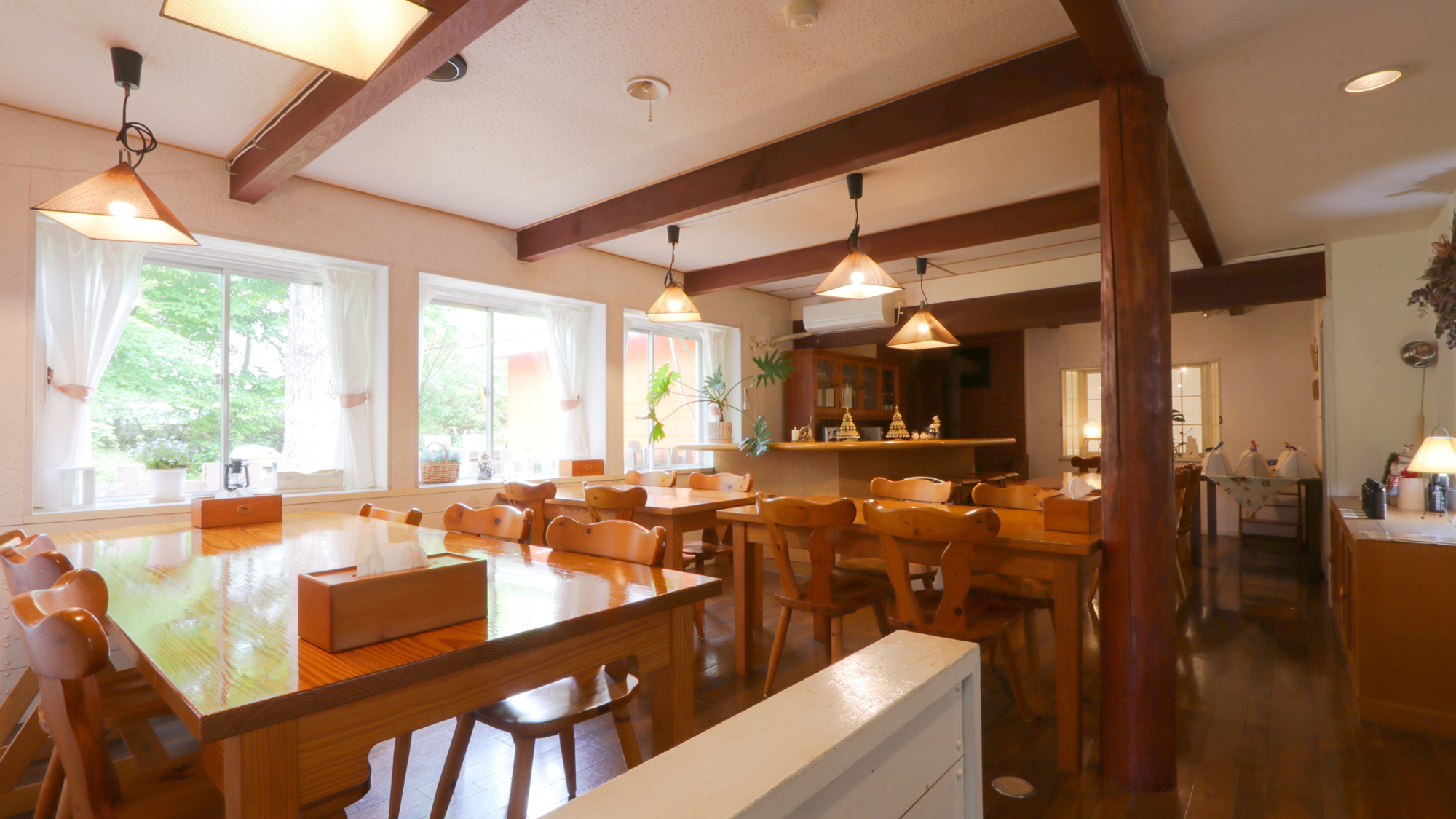 【館内施設】ダイニング (3)