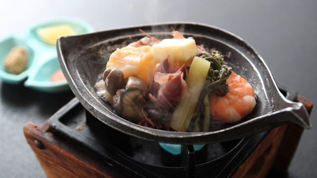 鳥取県の春の贅沢料理＋ハーフビュッフェ