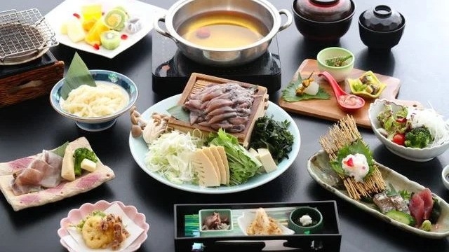 【2026年4月・５月】ホタルイカと白イカ会席〜かがやき〜