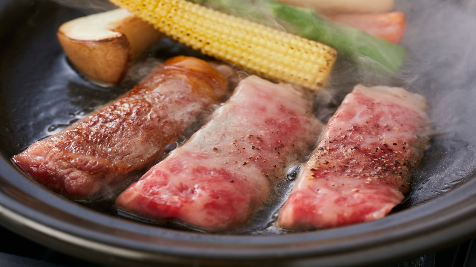 ＜早期割28＞【特別会席／かがやき】厳選された食の逸品☆朝食ビュッフェ　「蟹」食べ放題