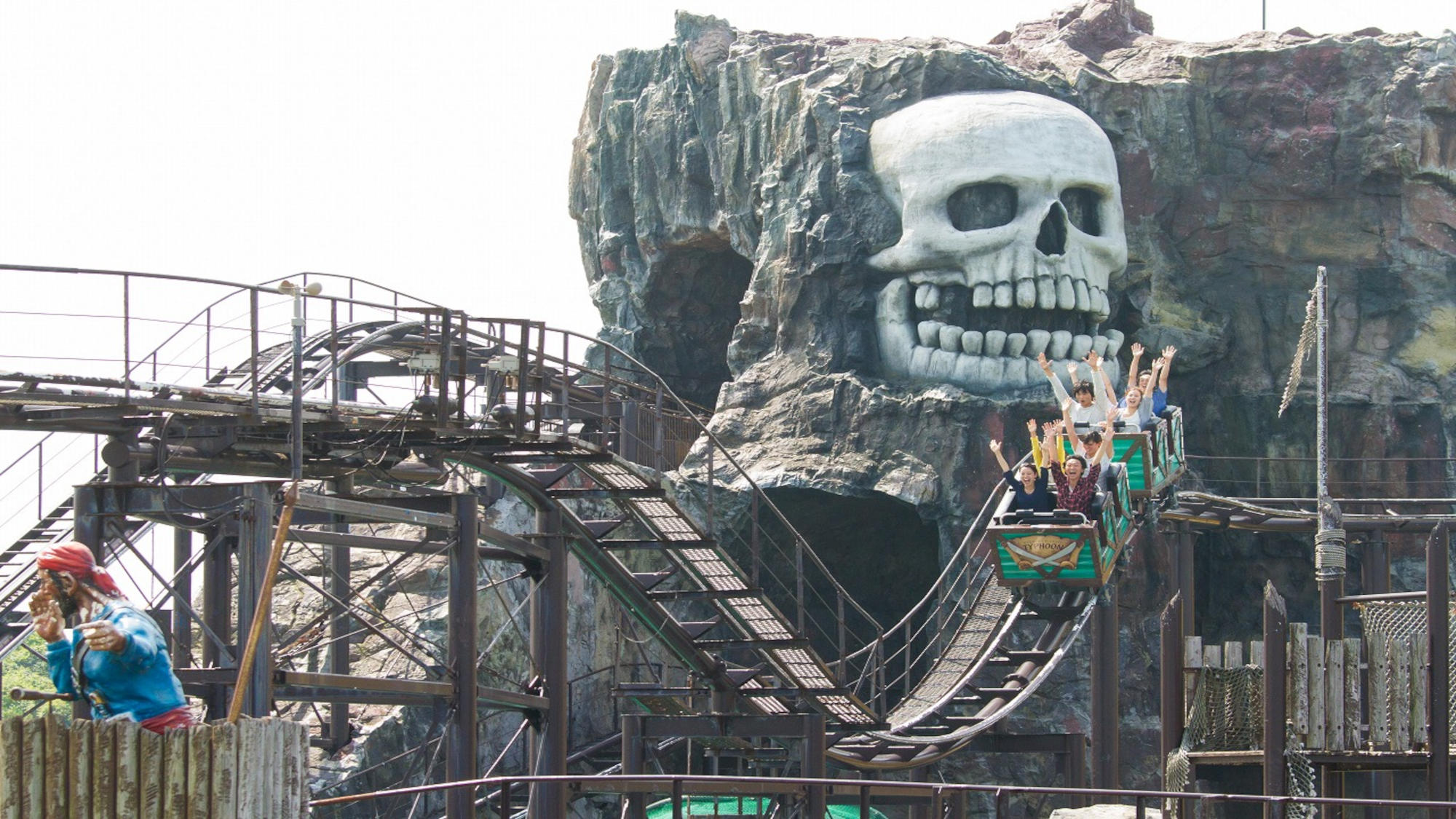 《芝政ワールド》海賊島タイフーン