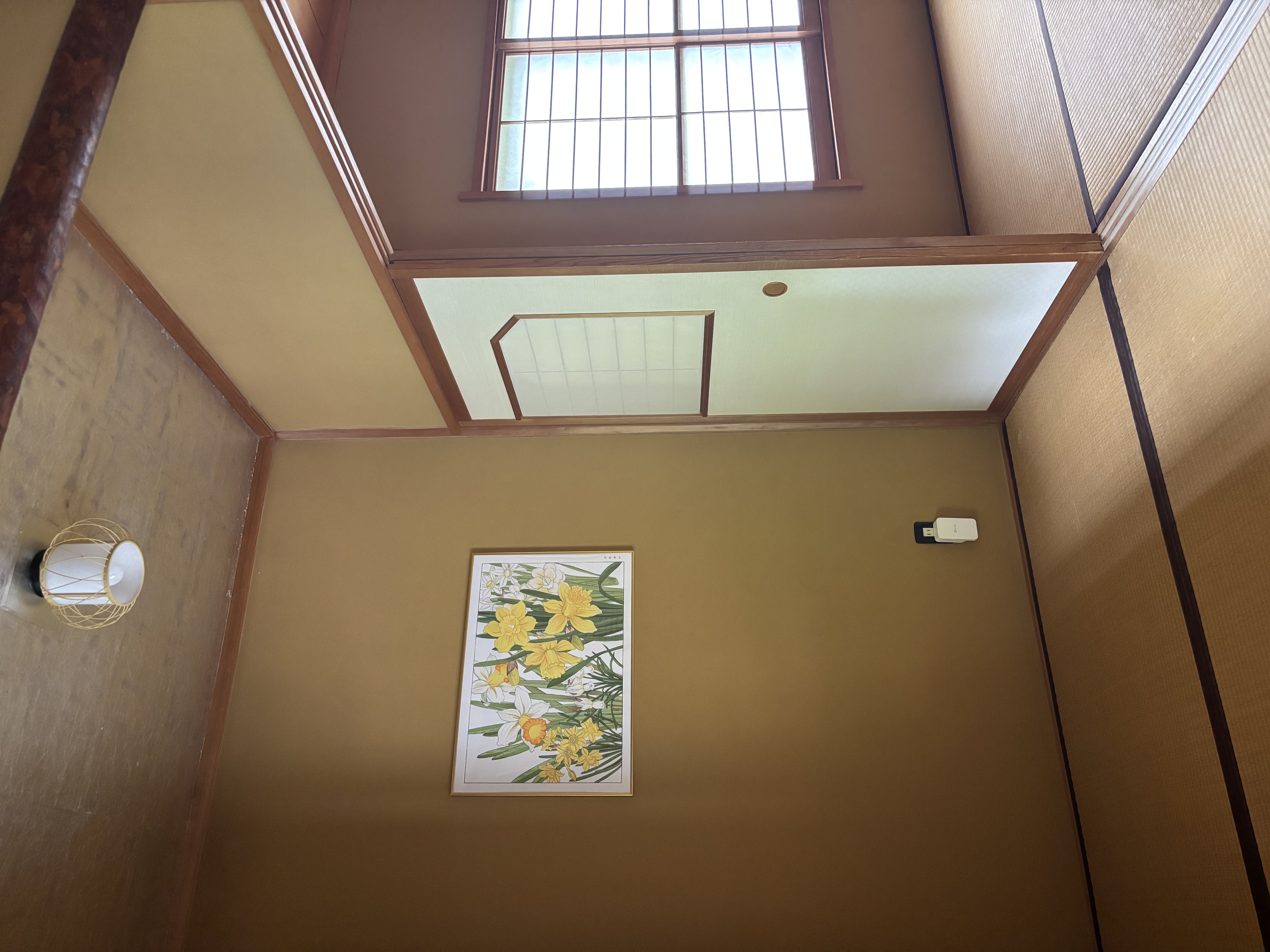 玄関からのお部屋入り口
