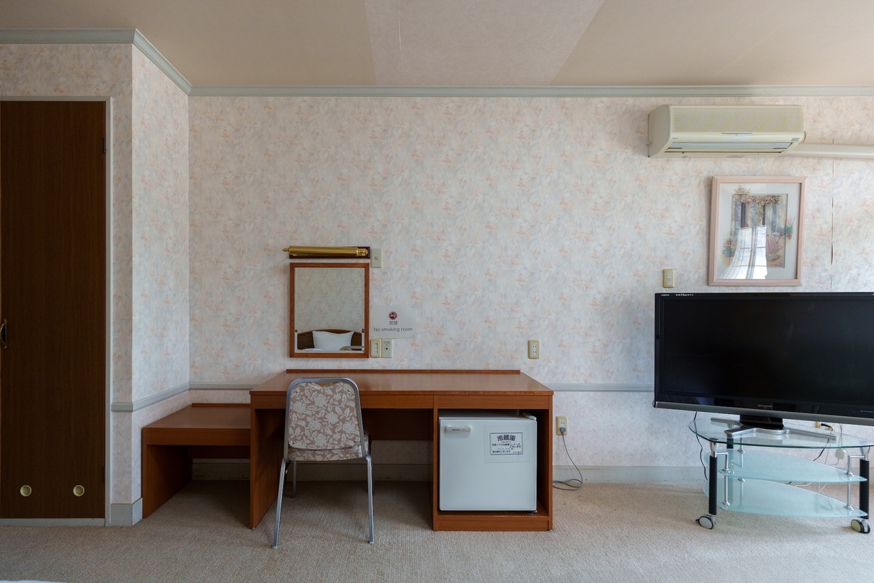 DXツイン２食付きプラン (夕食弁当+朝食弁当)　※風呂付き 1F 　