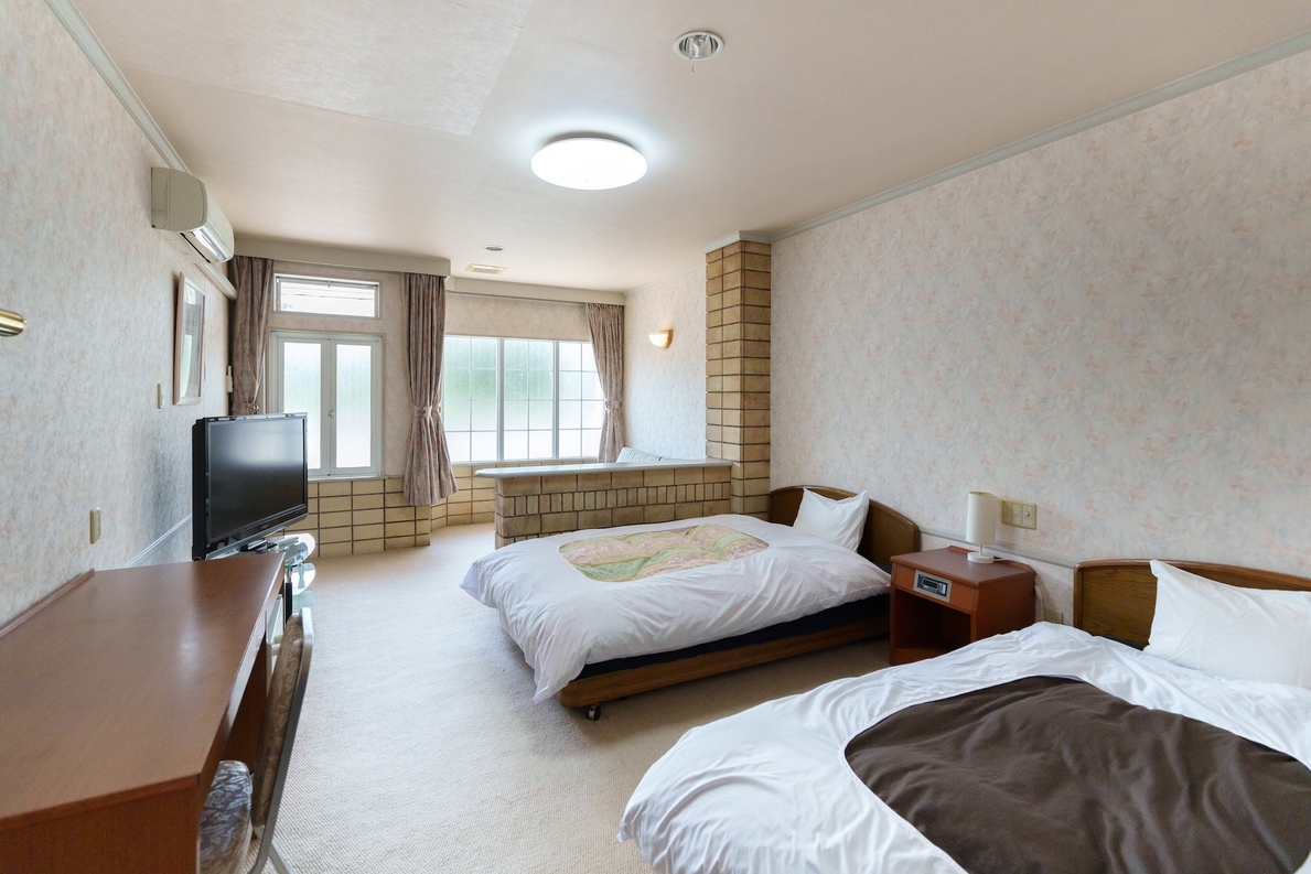 DXツイン２食付きプラン (夕食弁当+朝食弁当)　※風呂付き 1F 　