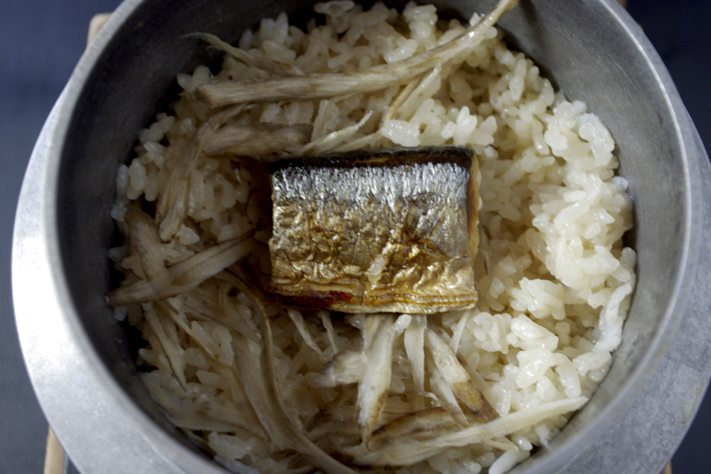 長月：秋刀魚御飯