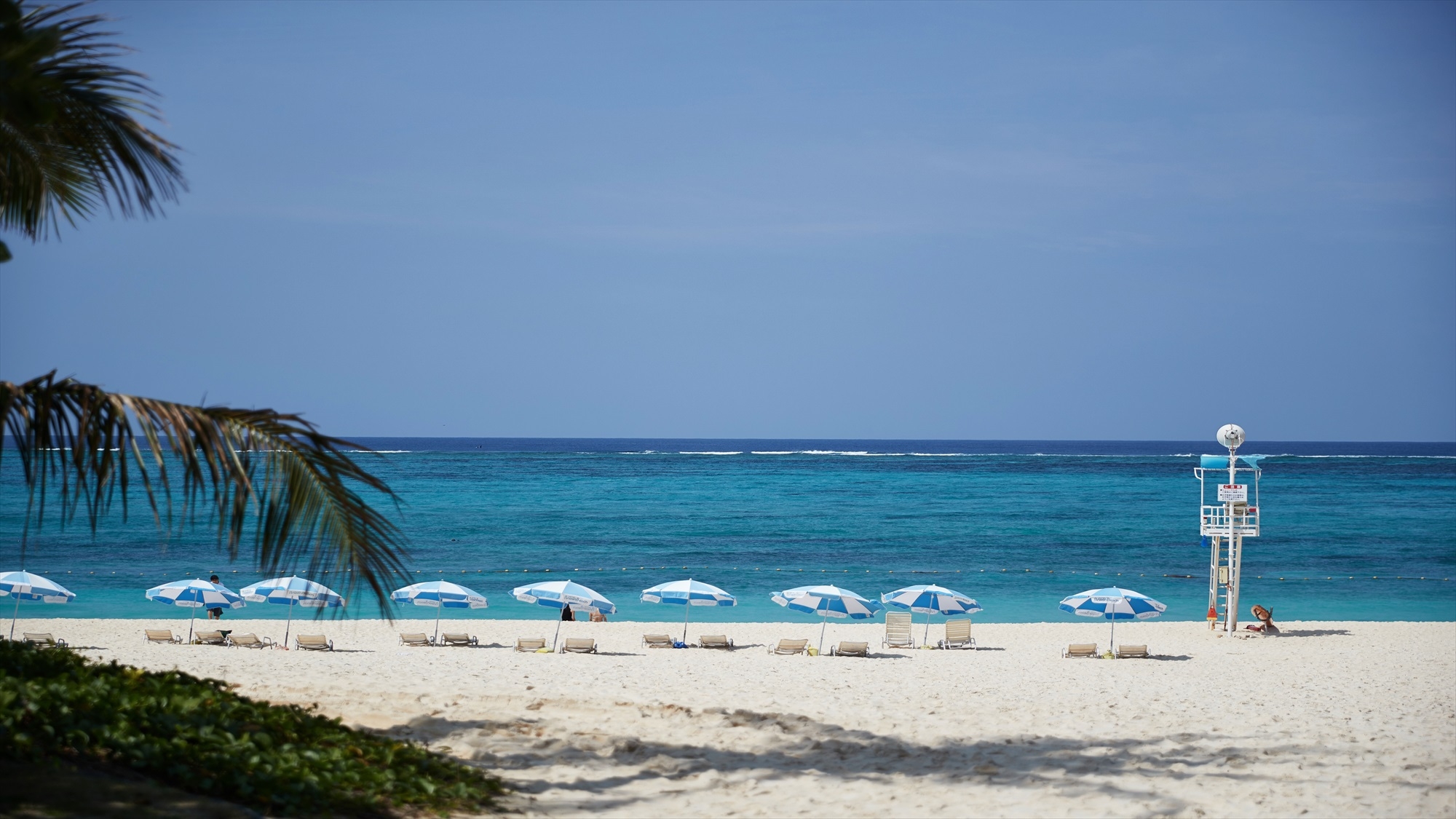 【25％OFF】【楽天スーパーSALE】波音を聞きながら寛ぐ南国リゾートステイ【素泊まり】