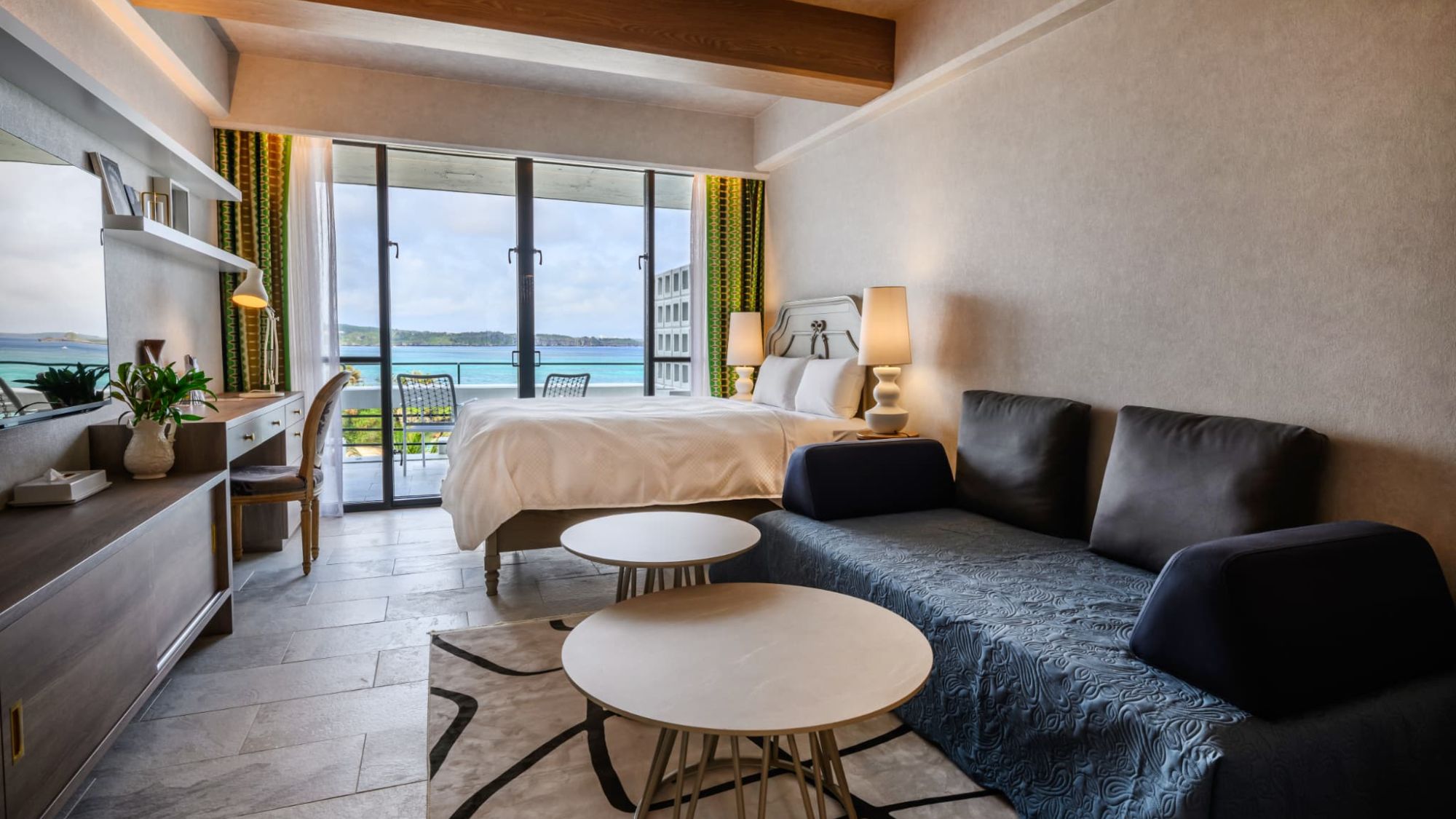 Hemingway Ocean Room