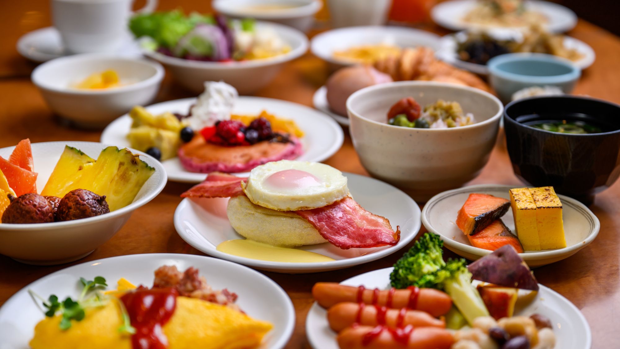 朝食ビュッフェ一例「オールデイダイニング コラーロ」