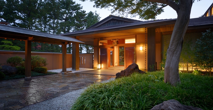 【露天風呂付き特別室】夕食は半個室ダイニングでの伊勢海老・鮑付和食　味覚料理プラン