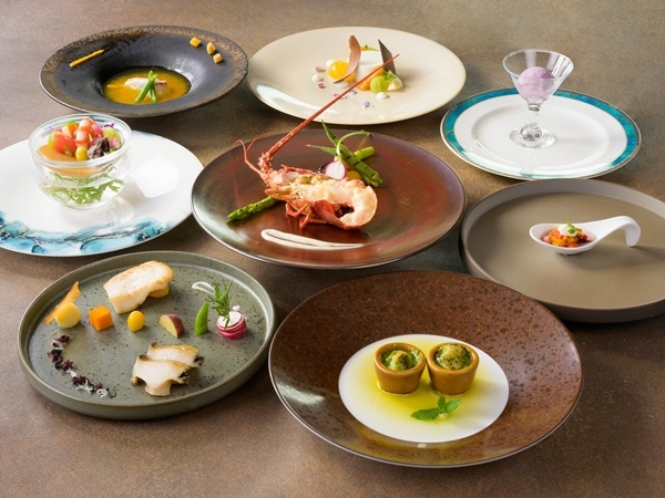 【人気！】伊勢志摩の旬を『フレンチ』で味わう　伊勢海老と選べるメインの夕食付　味覚プラン