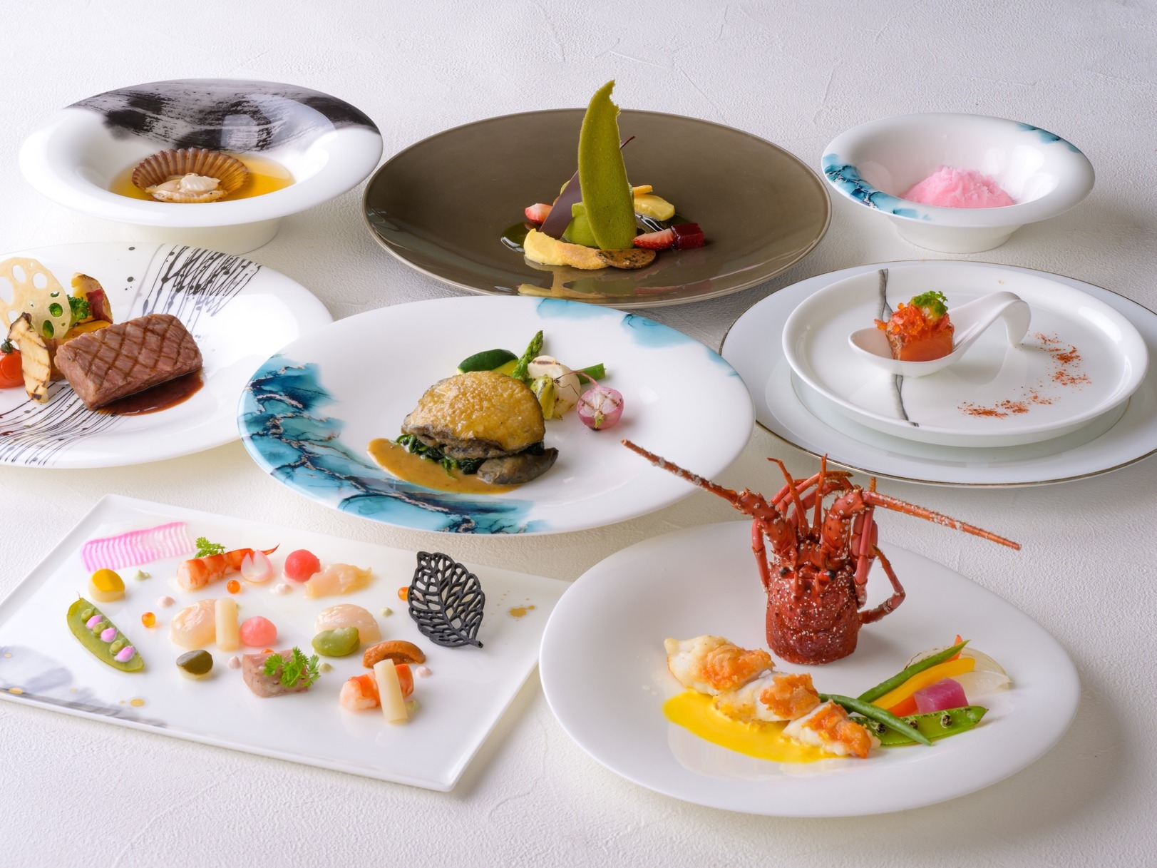 【ホテルシェフ自慢のご夕食】 三重の三大味覚「伊勢海老・鮑・和牛」付　特選フレンチコース