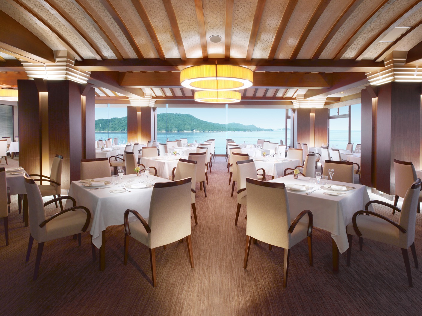 【GW前後をお得に宿泊！】　海が見えるレストランで愉しむ　和洋ブッフェ朝食付プランがお得！