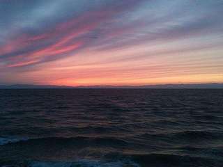 夕焼けあとの野間海岸