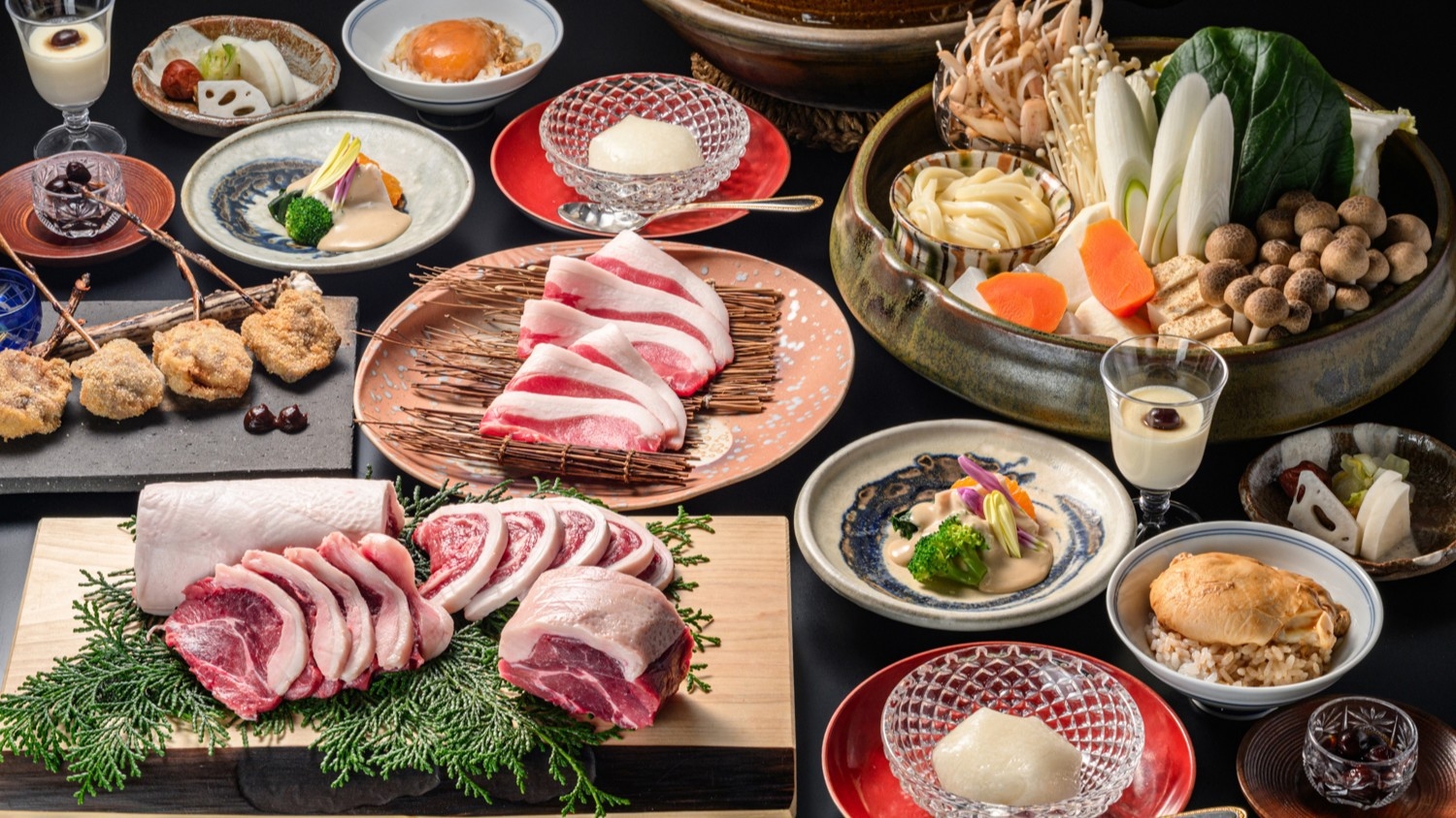 【冬の稀少種ジビエ】ミルキーな小猪肉×さっぱり鹿肉の丹波篠山産ジビエ食べ比べ+近又特製ぼたん鍋コース