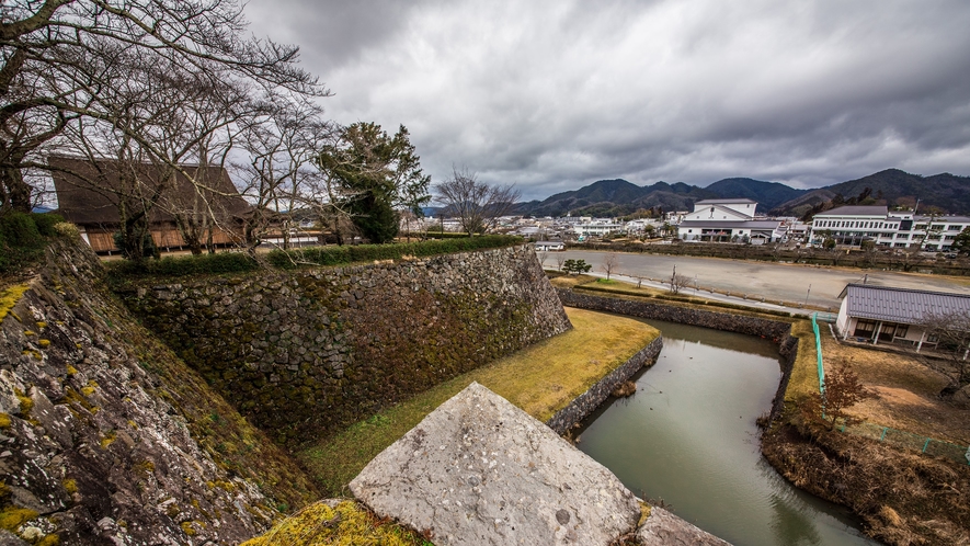 篠山城跡　石垣とお堀