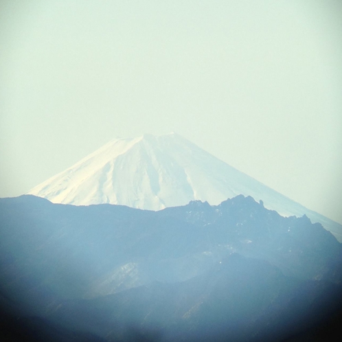 望遠鏡で富士山がみえました