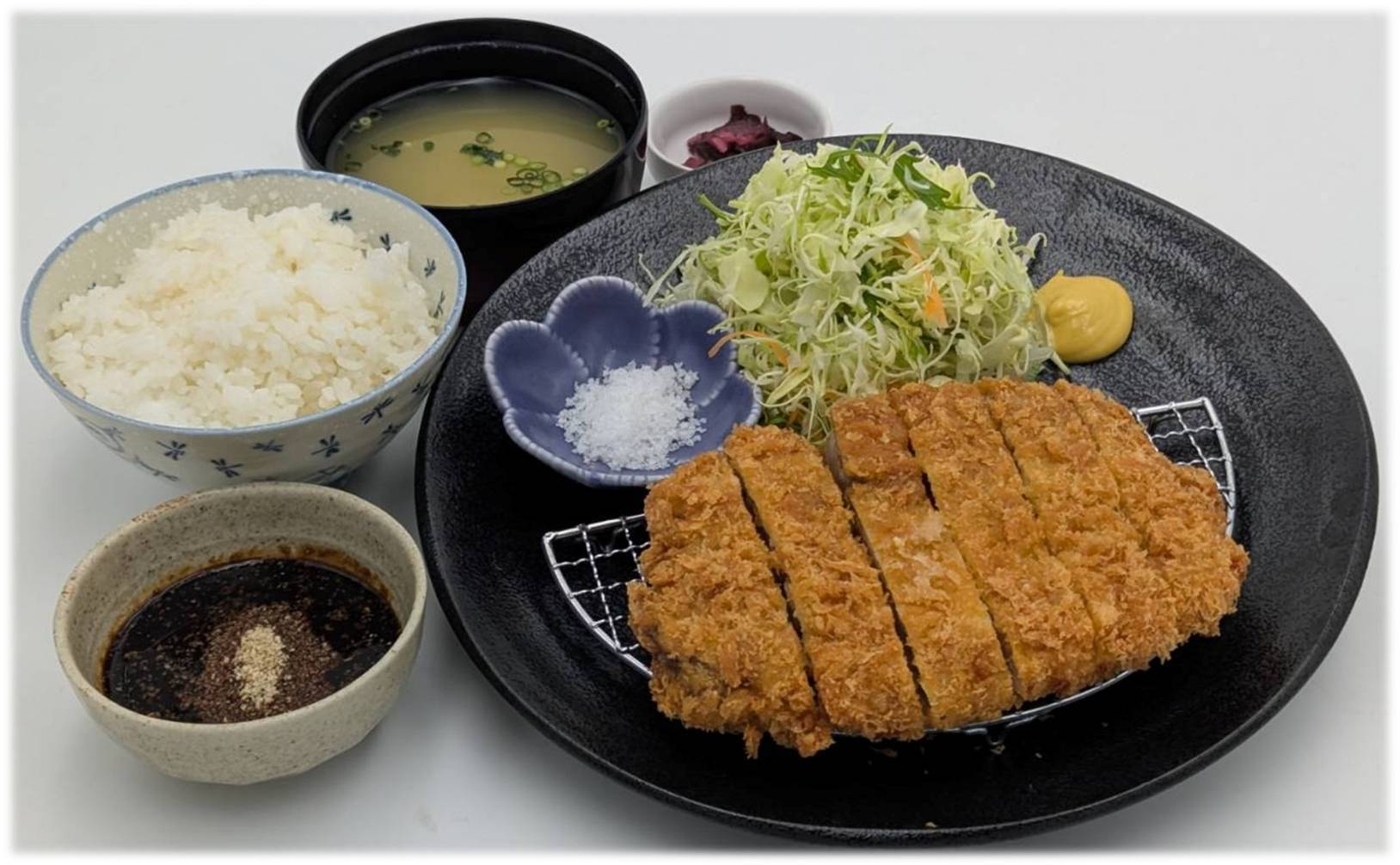 お部屋で黒豚とんかつ定食プランと朝食付