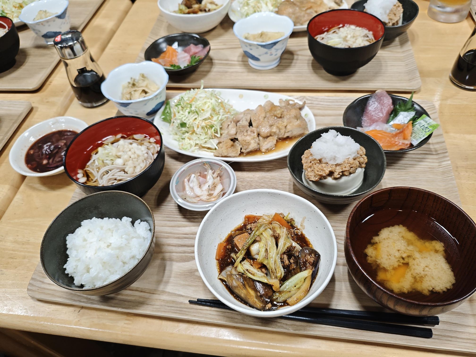 【1泊2食】日替わり夕食＋朝食付きプラン【全室WiFi付】