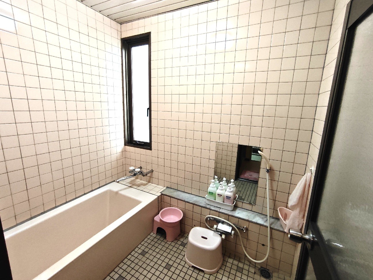 ご利用時は、フロントまでご連絡ください。