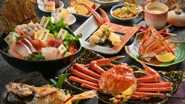 【秋のメインだけでいーの！】夕食は豪華にメインがふたつ「のどぐろとずわい蟹」　2026秋