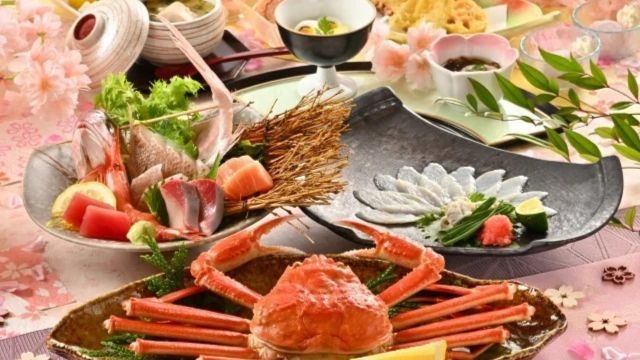 【春爛漫メインだけでいーの！1泊2食付】夕食は「ふぐとずわい蟹」　2026