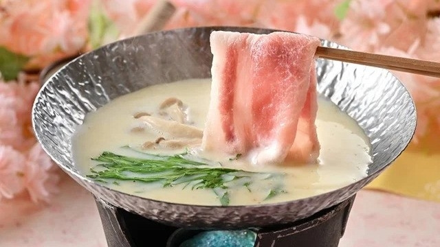 1泊2食【春の会席】夕食は旬の魚介・味覚を使った一番人気！「能登の里海会席」