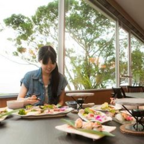 メインダイニング「菜摘」で頂く夕食