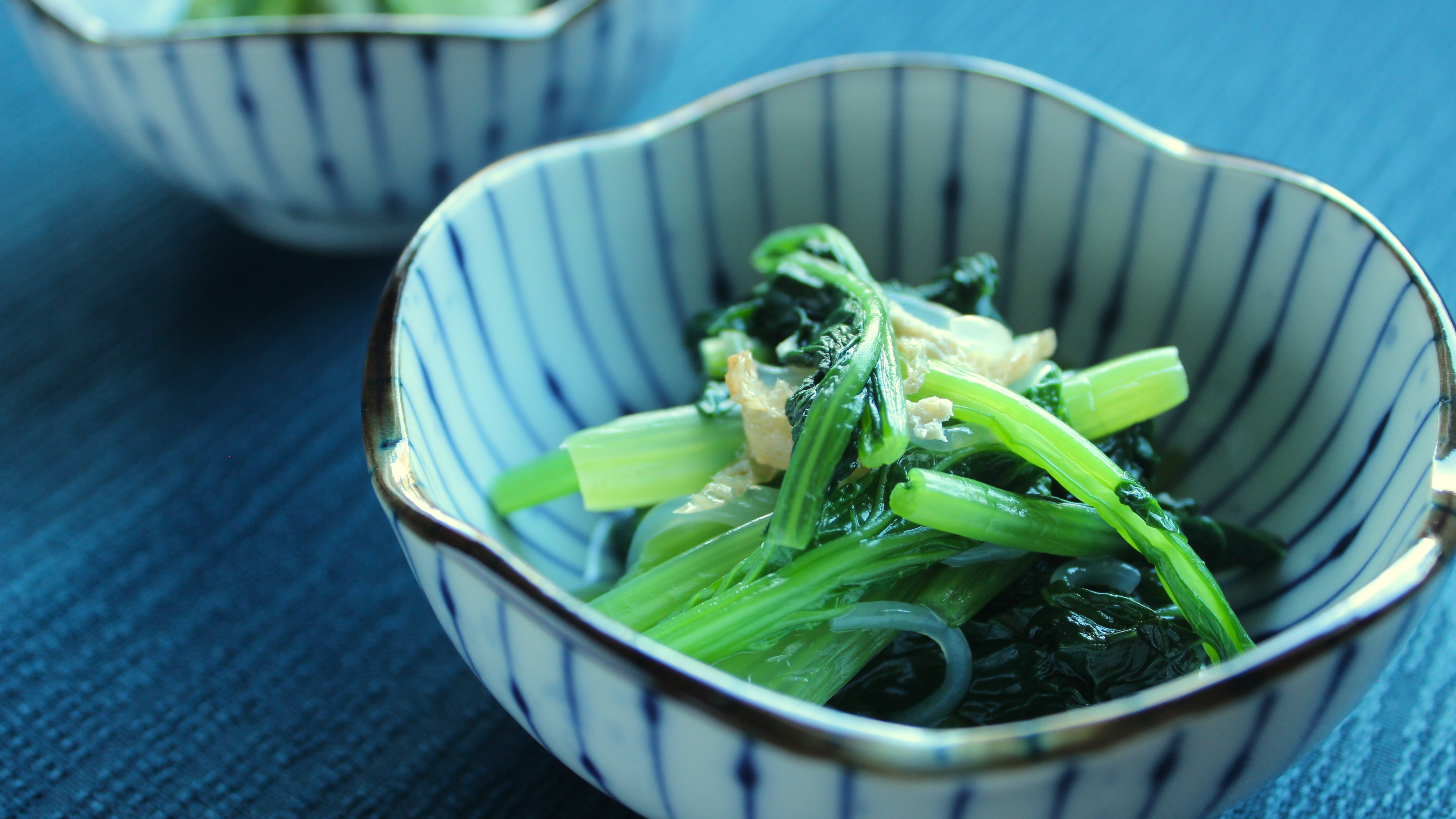 高知の野菜を使った日替わり料理【小松菜のお浸し】