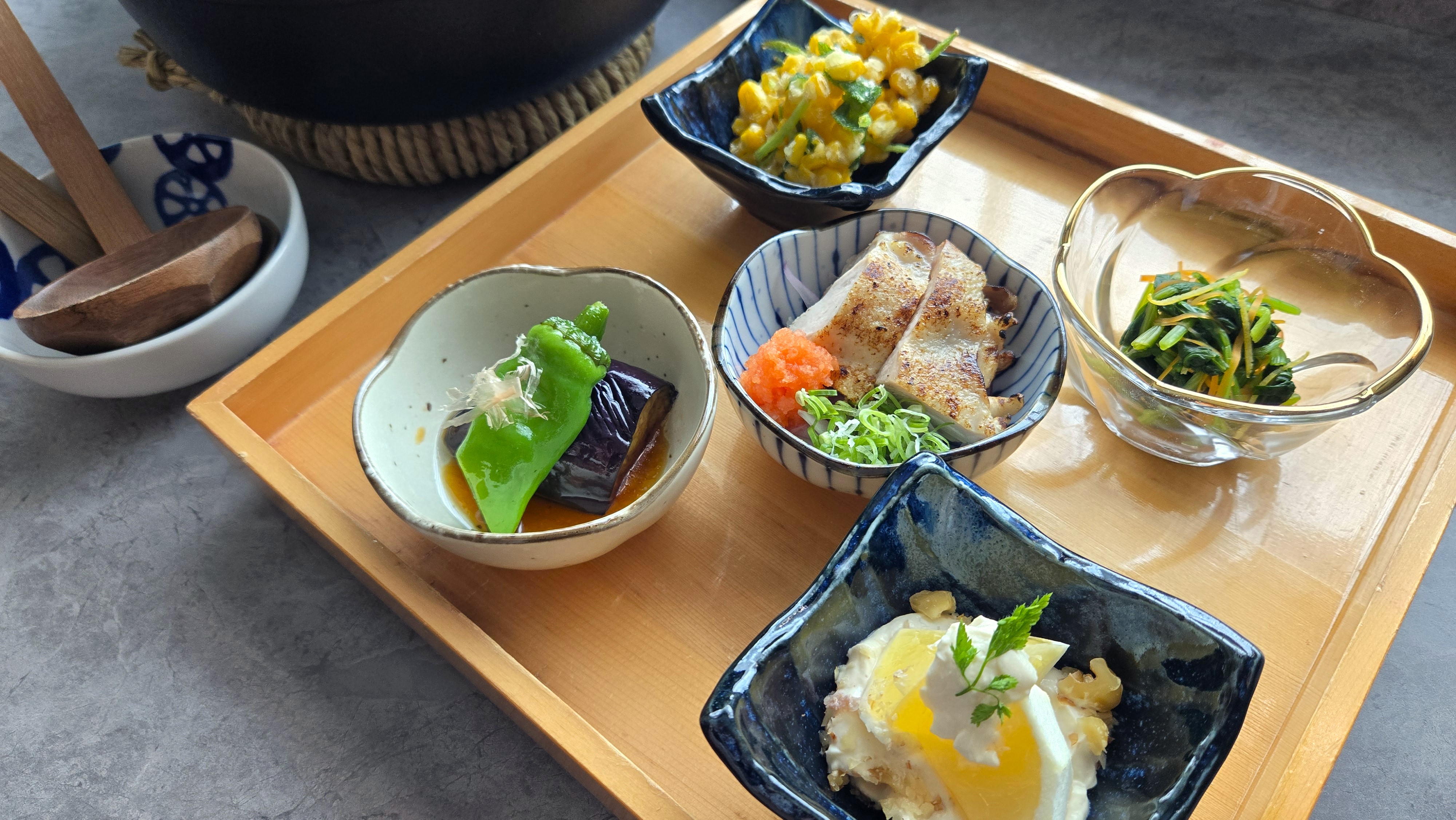 朝食バイキング：少し変わった日替わり小鉢