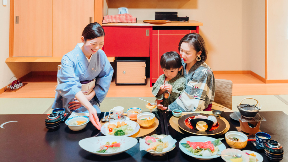 【部屋食◇料理ライトプラン】夕食は軽め☆ボリュームおさえてお刺身豪華に！安心らくらくお部屋食☆