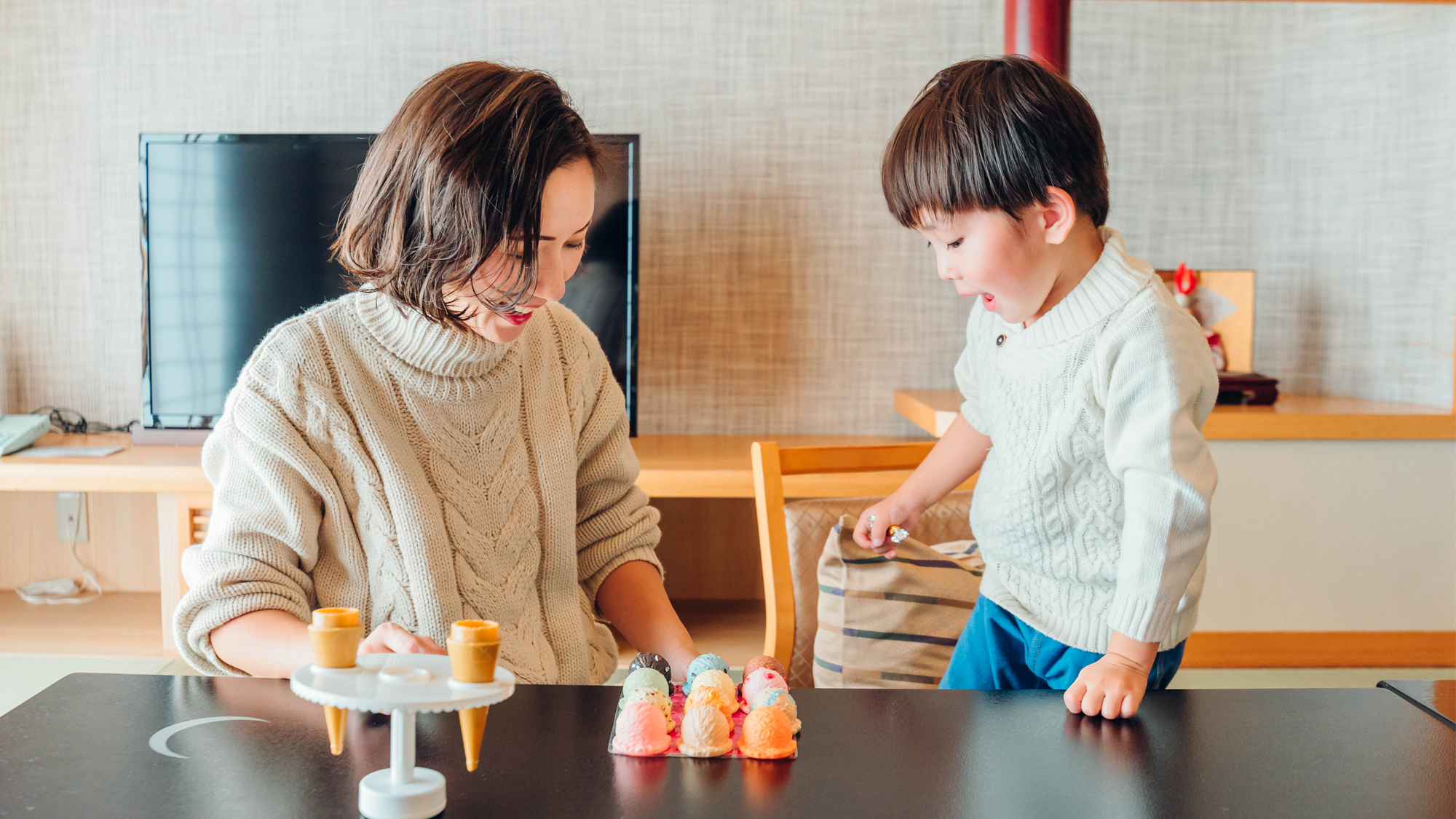 お子様用のおもちゃもご用意がございます。お気軽にお申し付けください。