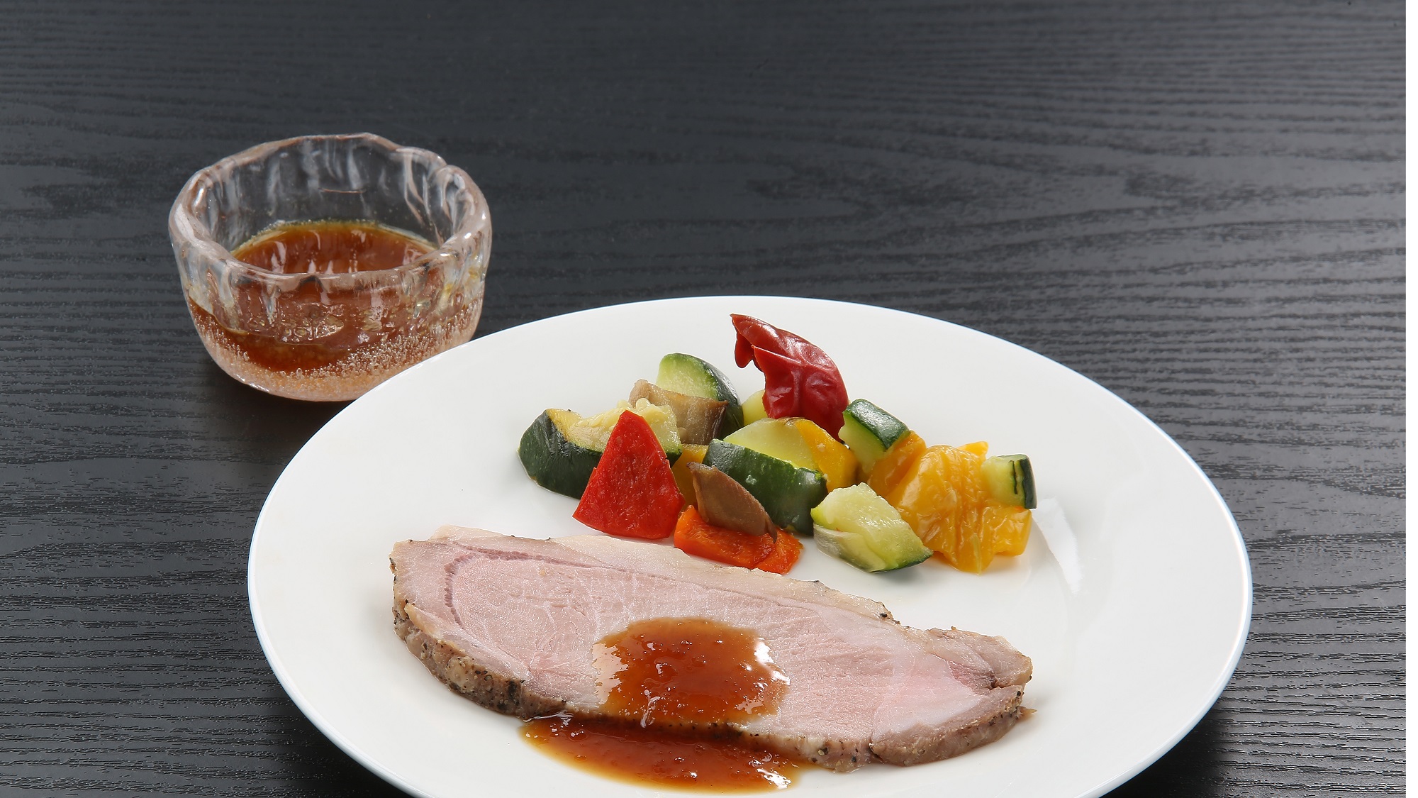 【逸品料理】岩手白金豚ローストポーク