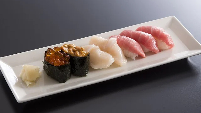 【逸品料理】料理長おまかせ！上ネタ寿司4種盛り合わせ