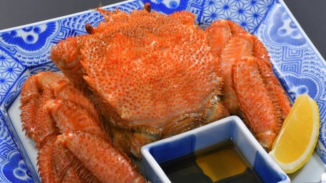 【逸品料理】毛ガニはまるまる一杯をご用意！