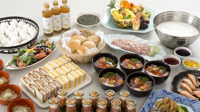 【朝食ビュッフェ】宮古のご当地グルメ&rdquo;瓶ドン&rdquo;や岩泉ヨーグルトなどご用意。