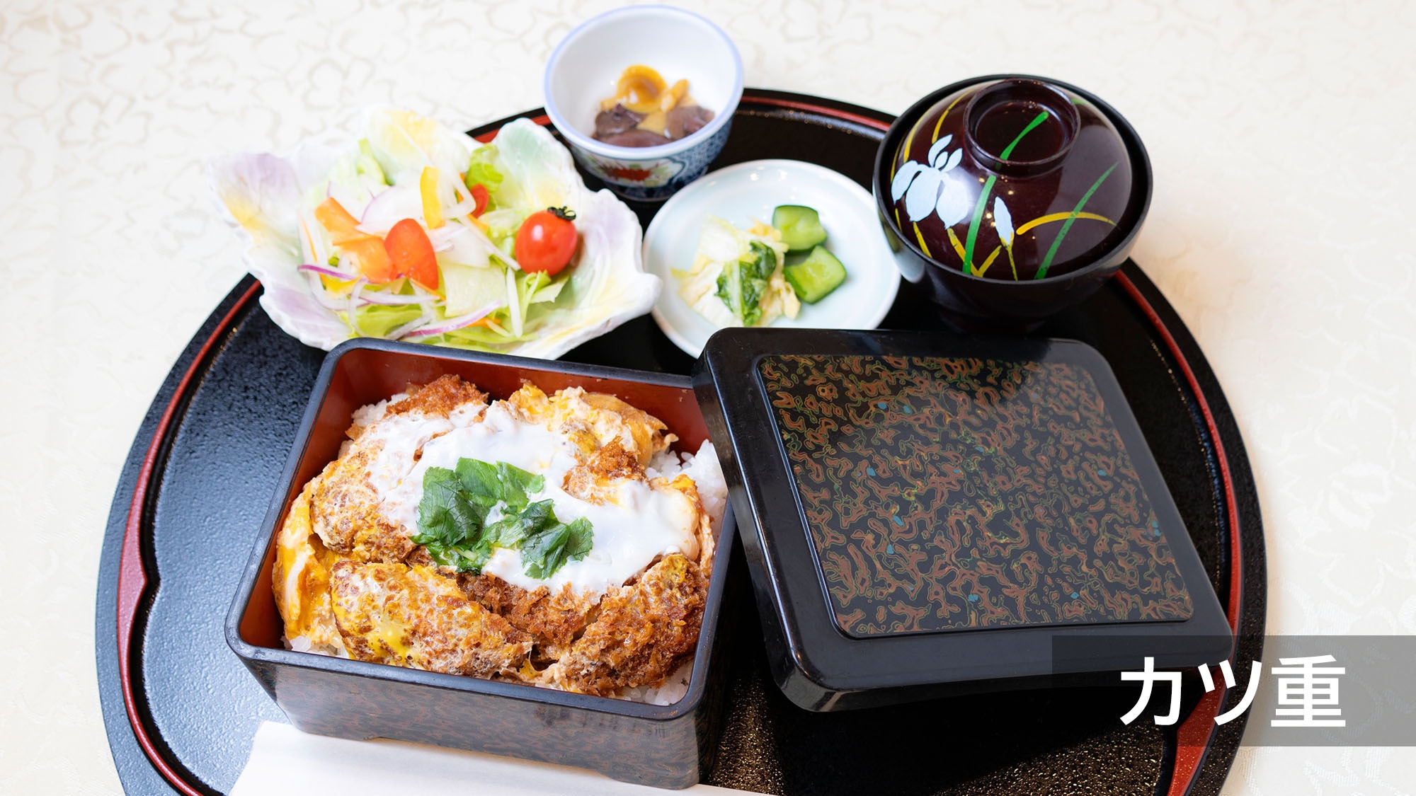 【秋田得旅】＜2食付＞8種類の選べる夕食+朝食バイキング『和食処　築山』