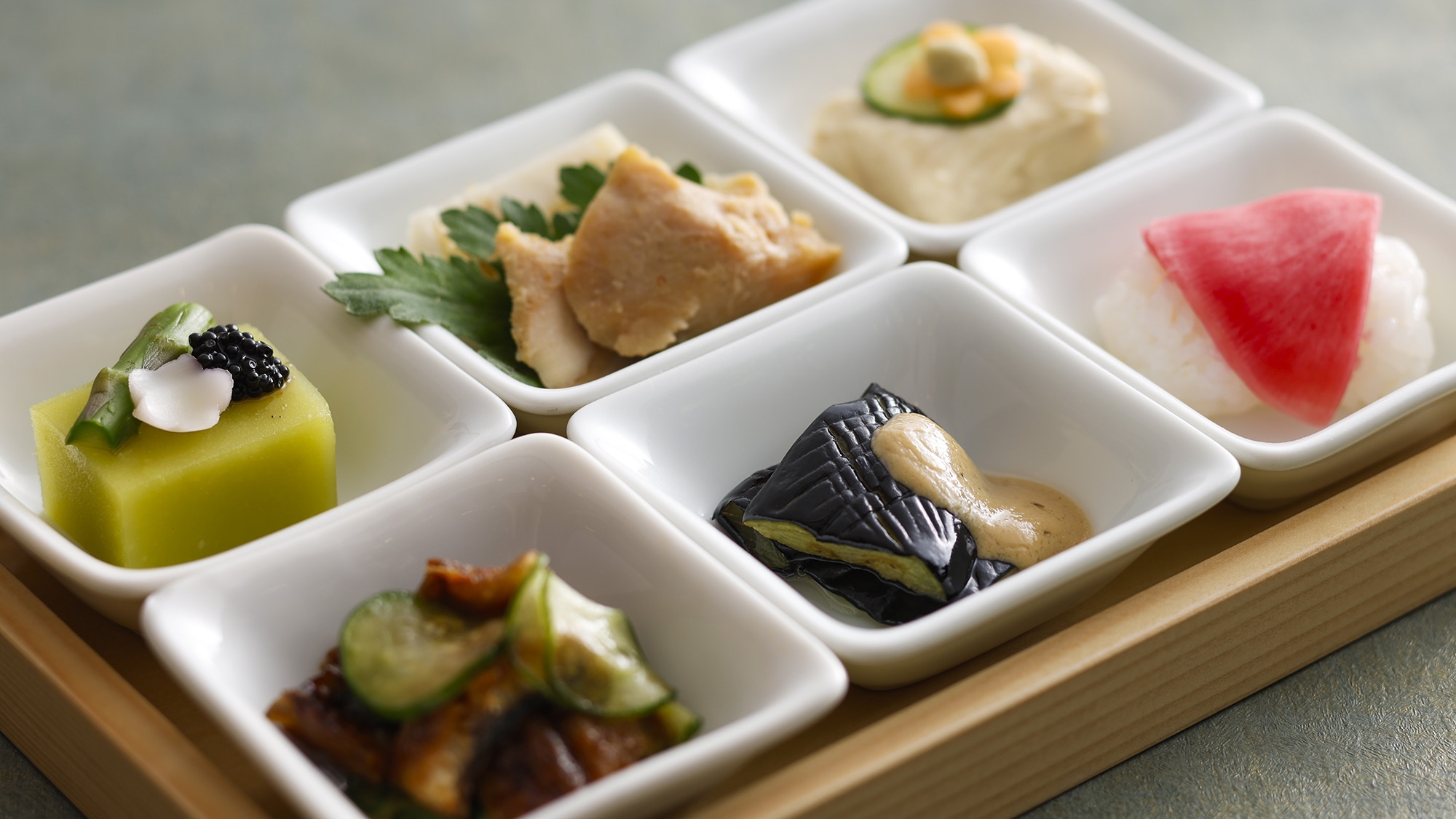■和食・特選■旬の素材を最も美味しく〜美味へのこだわり〜“特選緑亭会席”