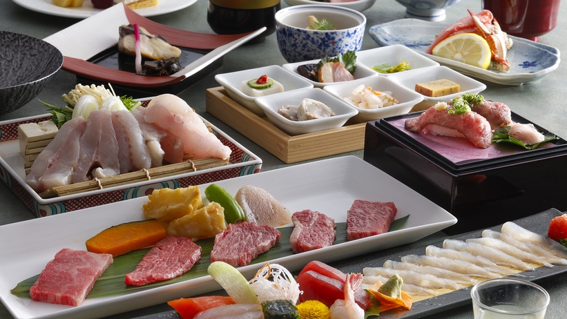 ◆冬のご馳走◆飛騨牛部位食べ比べ・てっさ・ちり鍋・旨みぎっしり蒸し蟹など冬の味覚満載★ご馳走会席